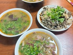 精品羊汤-春雨羊汤店(广开四马路总店)