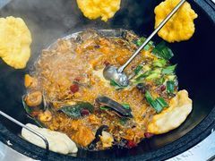 -鲁员外地锅鸡地锅鱼(古墩路店)