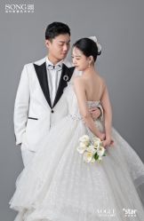 -唯一旅拍·颂当代影像艺术中心(上城店)