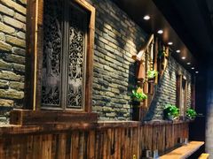 -弄堂咪道-饭香·面香·馄饨香(钦州北路田尚坊店)