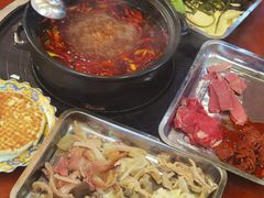 -好吃鬼高原牦牛杂火锅(古尔沟分店)