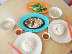 -伍秀泽海南鸡饭茶室
