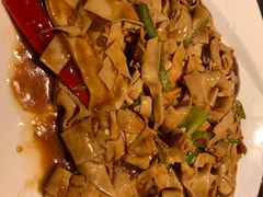 -靠山屯东北农家菜(八龙桥雅苑店)