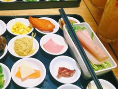 -妈妈故事米线(市府恒隆店)