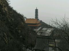 -鸡鸣山旅游风景区