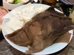 -三人行骨头王火锅(长寿店)