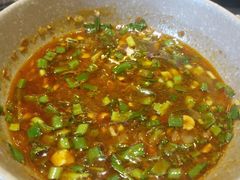 -肖肖酸萝卜鱼火锅(总店)