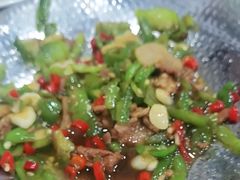 -湖南人家湘菜馆(镇江路店)