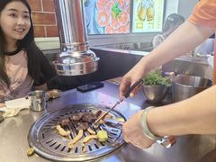 -哈哈碳都·牛肋条无限自助烤肉(台江万达店)