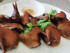 烤乳鸽-黄埔华苑酒家(黄埔店)