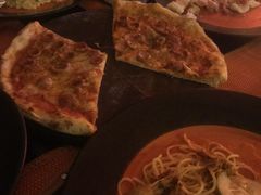 -Trattoria Altrove