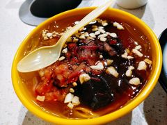 -牛华八婆麻辣烫(龙湖U城店)