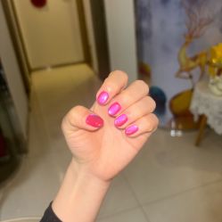 -UGIRL有个美甲