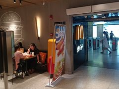 -麦当劳(中山公园龙之梦店)