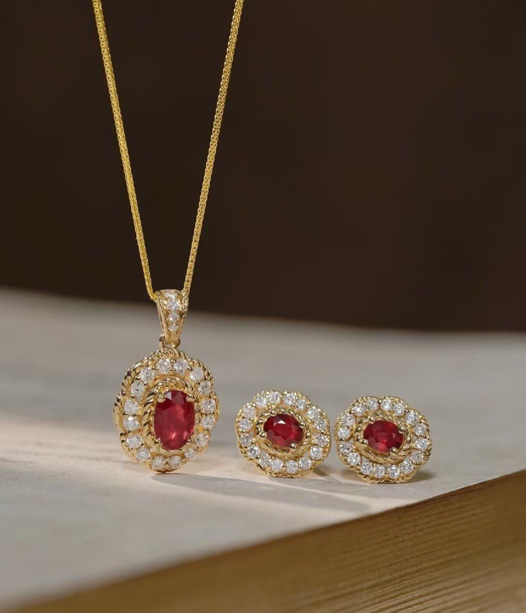 伟德bv1946官网项链代表含义是什么项链的象征意义及文化内涵简介