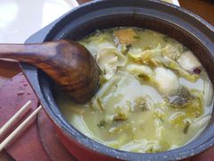 -周鱼小馆石锅酸菜鱼(活力汇店)