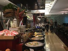 -圣丰索菲特·2 On 988 Café 自助餐厅
