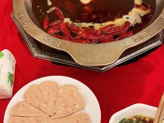 -山城年华老火锅(玉林店)