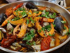 -老东镇啤酒屋海鲜加工·蒸汽海鲜·海鲜烧烤(台东店)