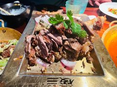 大漠烤羊排-楼兰新疆主题餐厅(悠方店)