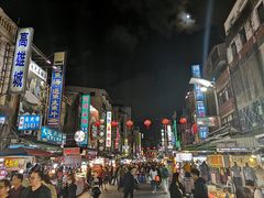 -六合夜市