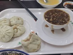 -小胖包子王(定安路店)