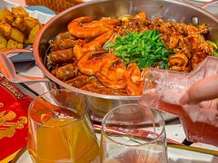 -黄记煌三汁焖锅(新佳丽江汉路店)