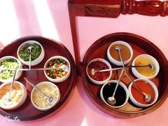 二层十味调料格-行家海鲜火锅酒家(静安寺店)