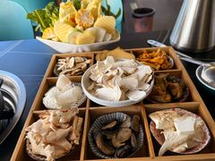 -野菌皇海景野生菌火锅(滨海大道店)
