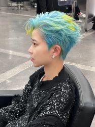 -一家只做男发烫染的店
