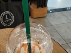 樱花玛奇朵星冰乐-星巴克(广州江南新地店)