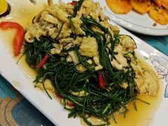 -三江源美食城