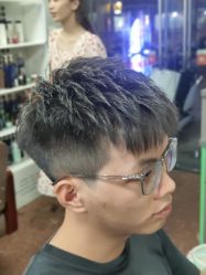 -乾健·烫染·接发SALON