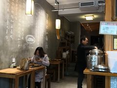 -一两饭川味素食餐厅