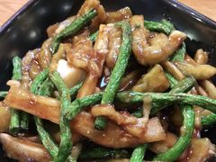 长豆角烧茄子-小土豆北方菜馆(方庄店)