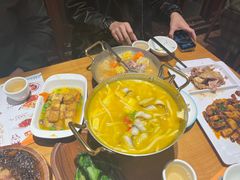 -隔壁老王·家常云南菜(花巷店)