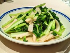 -八府香鸭·啫啫煲(华山路店)