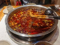 -肖肖酸萝卜鱼火锅(总店)