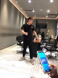 -苑苑发型设计
