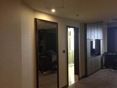 -华海酒店(茂名高铁站店)