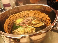 -蚝堡海鲜·威海菜·海肠捞饭·烧烤·亚洲吃蚝公司(幸福门店)