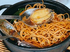葱香鲍鱼捞面-夜上海(新天地店)