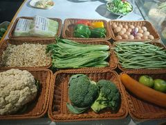 -鱼窝棚柴火铁锅炖(富山屯店)