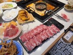 -老牌坊云南鱼豆花火锅(哈西万达店)