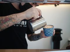 -Line 咖啡(石厦花园店)