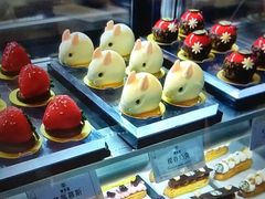 -雍容荟帝王蟹活龙虾展台自助(IFS黑金店)