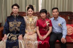 -予白婚纱礼服馆