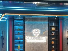 -屋有岛沉浸游戏旗舰店(中山公园店)