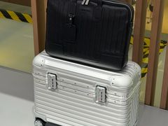 -RIMOWA(广州太古汇店)