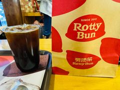 -劳顶笨咖啡(丽水宜家店)
